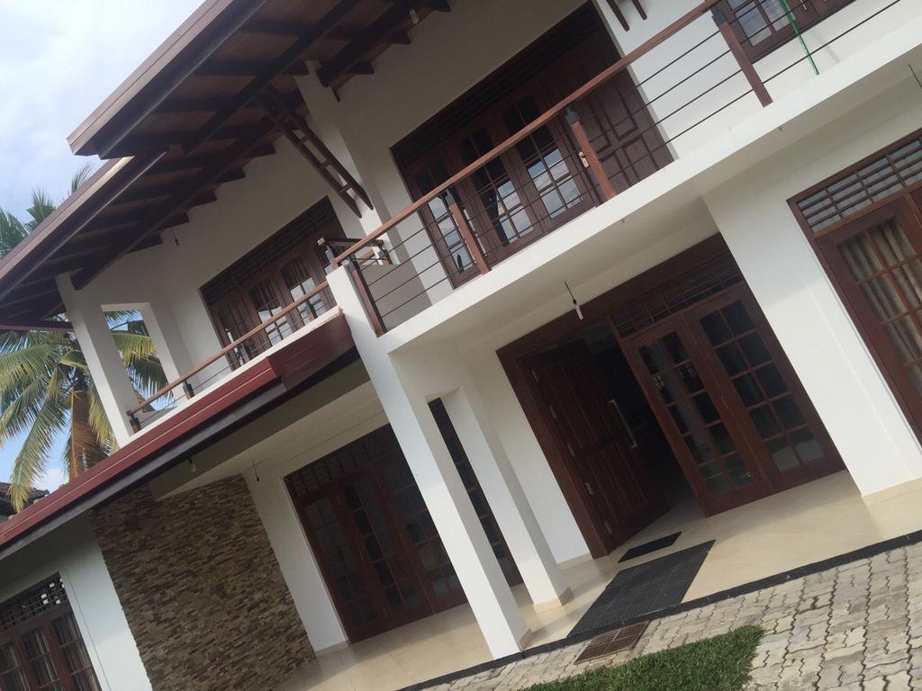 Hasara Villa One Polgasowita Exterior foto